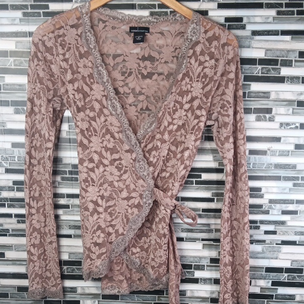 Moda International Blush Lace Top Size 8 Deep Plunge Sexy Vintage VS